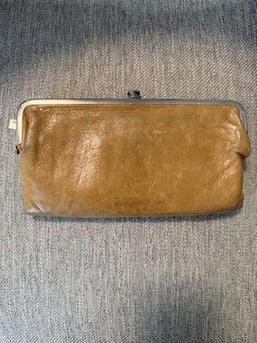 HOBO Tan Leather Kiss-Lock Wallet Clutch